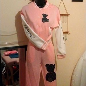 Ladies Pink Fashion Jogging Suit Small 🩷